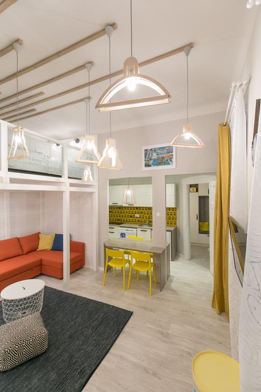 Unique Studio At The Danube With Aircon Budapest Bagian luar foto